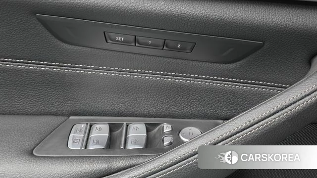 BMW 5 Series (G30) 2022 Белый из Кореи, фото 4