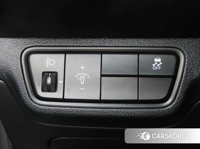 Kia The New K3 2nd generation 2023 Серый из Кореи, фото 4