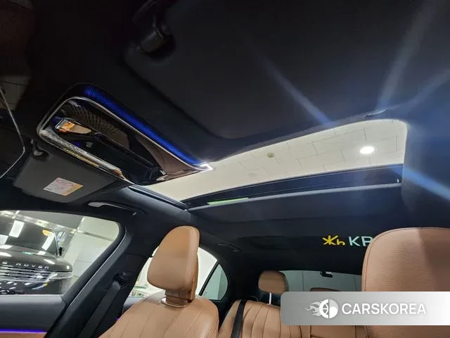 Mercedes-Benz E-Class W214 2024 Черный из Кореи, фото 4