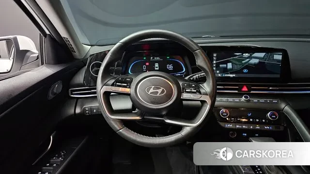 Hyundai The New Avante (CN7) 2024 Белый из Кореи, фото 4