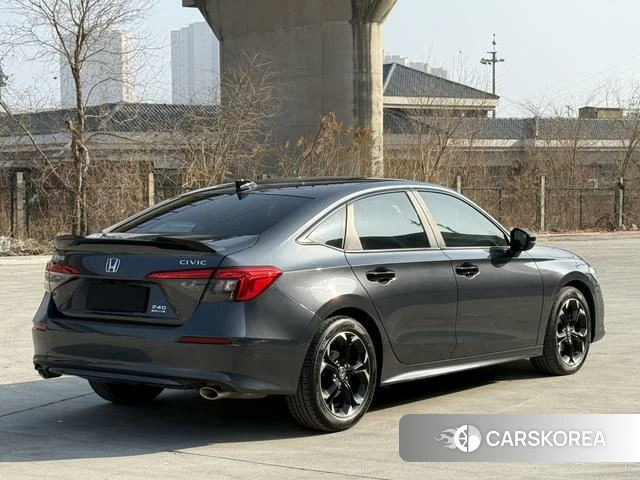 Honda Civic 2022 Темно-серый из Китая, фото 4