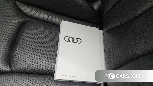 Audi Q8 (4M) 2021 Черный из Кореи, фото 4