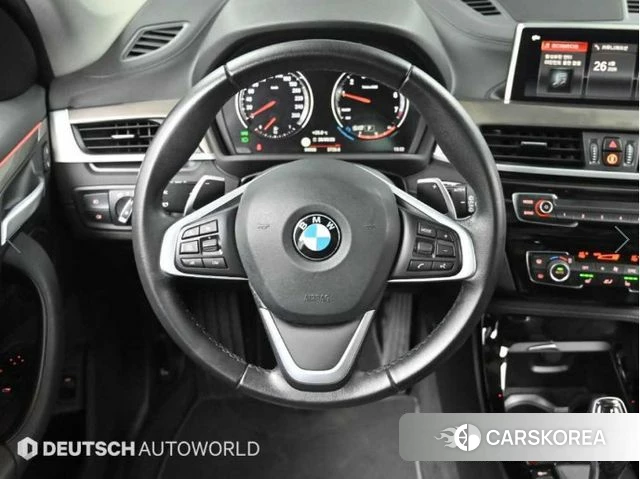 BMW X1 (F48) 2021 Черный из Кореи, фото 4