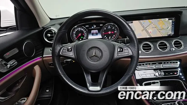 Mercedes-Benz E-Class W213 2018 Белый из Кореи, фото 4