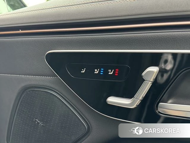Mercedes-Benz EQS 2024 Черный из Китая, фото 4