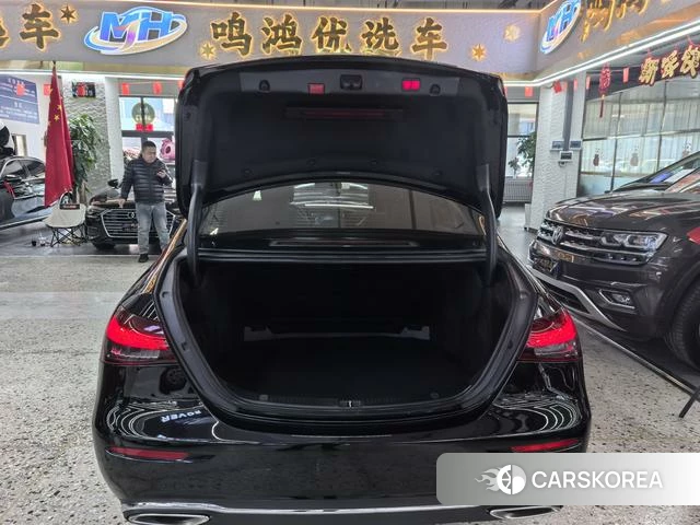 Mercedes-Benz E-class 2022 Черный из Китая, фото 4
