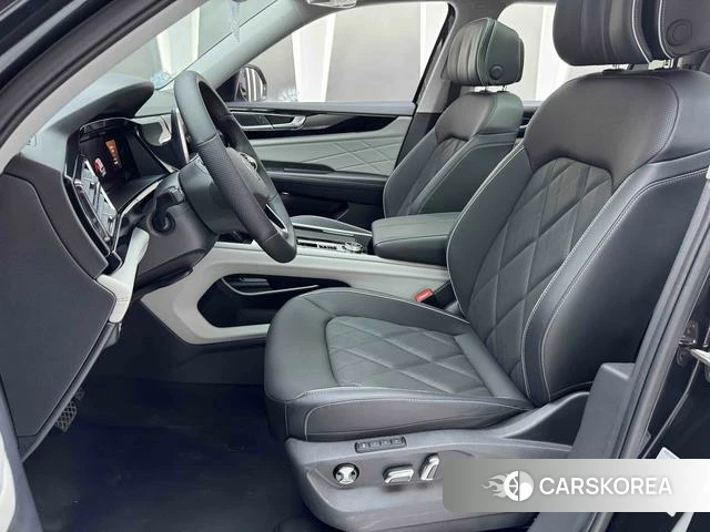 Volkswagen Tourang 2024 Черный из Китая, фото 4