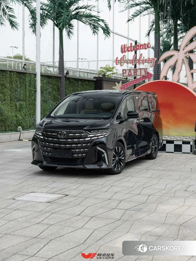 Toyota Elfa 2024 Черный из Китая, фото 4