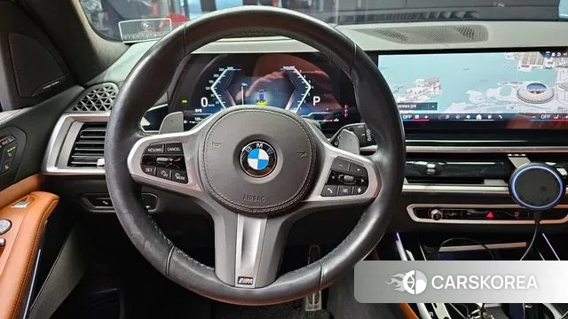 BMW X7 (G07) 2023 Черный из Кореи, фото 4