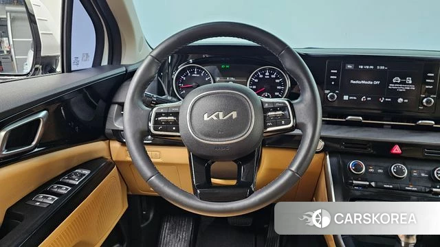 Kia Carnival 4th generation 2023 Белый из Кореи, фото 4
