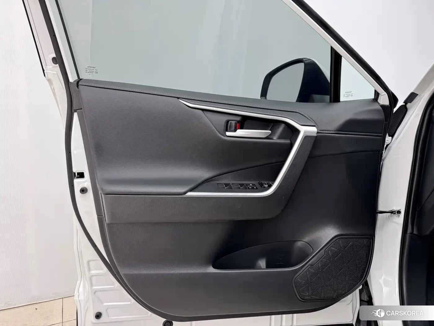 Toyota Wildlander 2024 Белый из Китая, фото 4