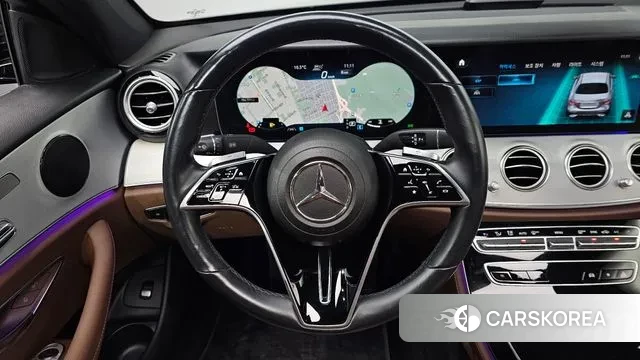 Mercedes-Benz E-Class W213 2021 Черный из Кореи, фото 4