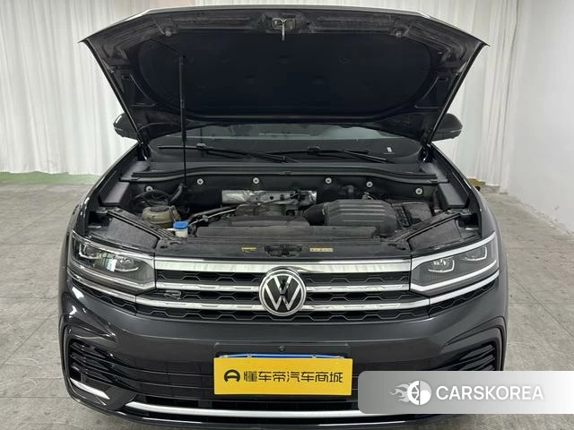Volkswagen Tourang 2022 Темно-серый из Китая, фото 4