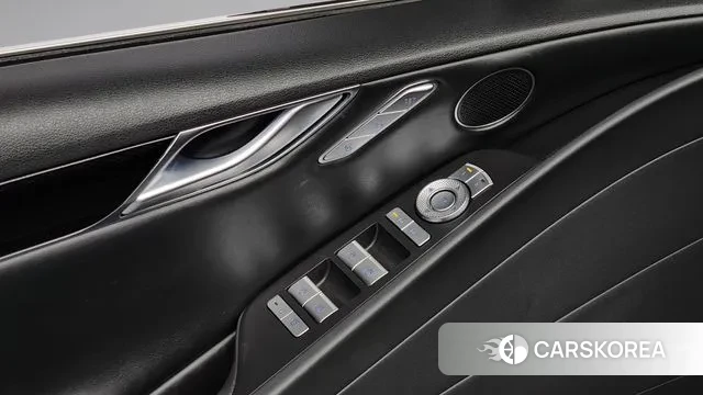 Genesis G80 (RG3) 2024 Черный из Кореи, фото 4