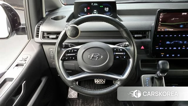 Hyundai Staria 2021 Серебряный из Кореи, фото 4