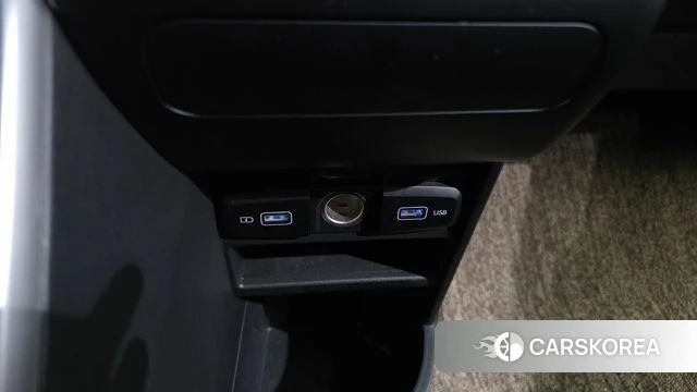 Hyundai Staria 2021 Белый из Кореи, фото 4