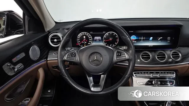 Mercedes-Benz E-Class W213 2018 Черный из Кореи, фото 4