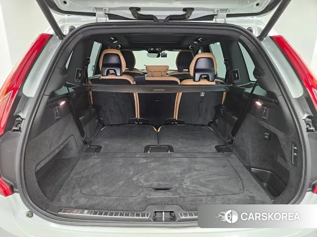 Volvo XC90 second Generation 2023 Белый из Кореи, фото 4