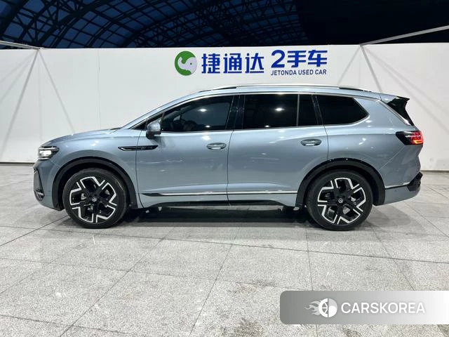 Volkswagen Lanjing 2025 Синий из Китая, фото 4
