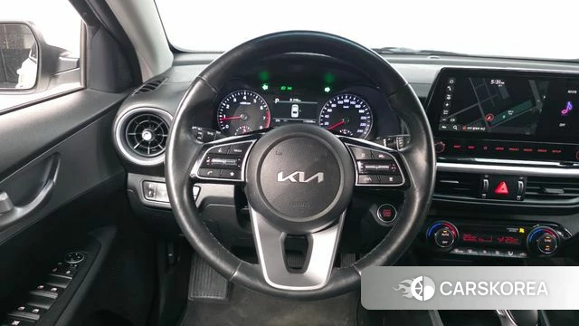 Kia The New K3 2nd generation 2022 Белый из Кореи, фото 4