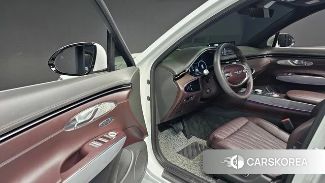 Genesis GV70 2023 Белый из Кореи, фото 4