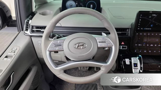 Hyundai Staria 2023 Черный из Кореи, фото 4