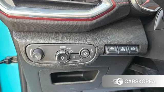 Chevrolet (GM Daewoo) Trailblazer 2020 Небесно-голубой из Кореи, фото 4