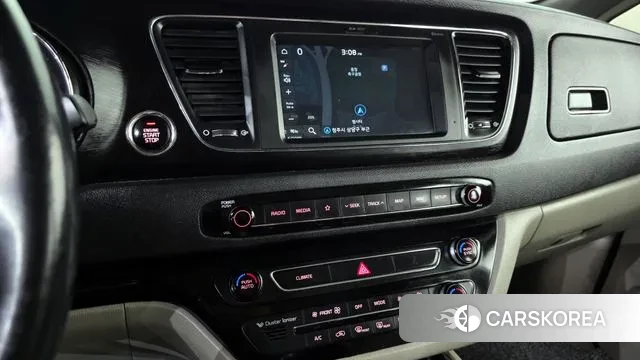 Kia The New Carnival 2019 Белый из Кореи, фото 4