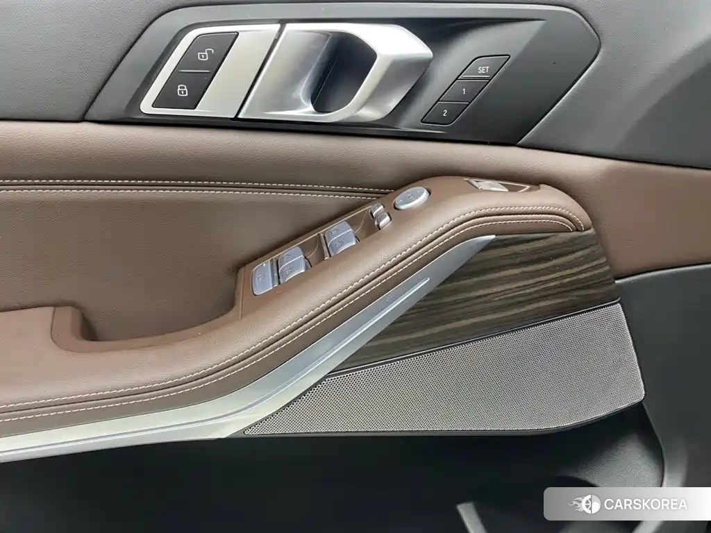 BMW X5 2025 Черный из Китая, фото 5