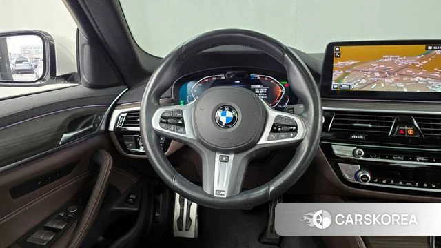 BMW 5 Series (G30) 2020 Белый из Кореи, фото 4