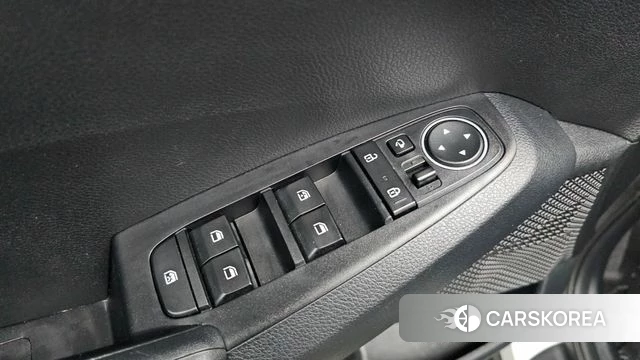 Kia Seltos 2022 Белый из Кореи, фото 4