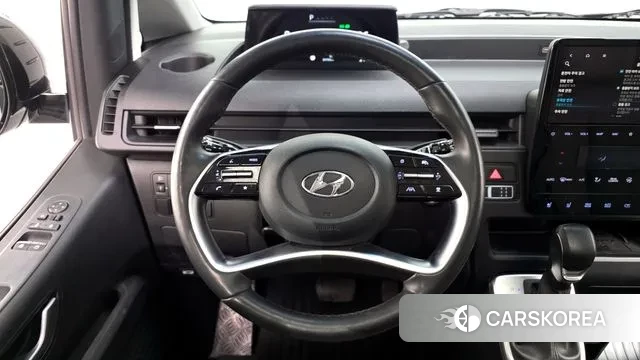 Hyundai Staria 2023 Серебряный из Кореи, фото 4