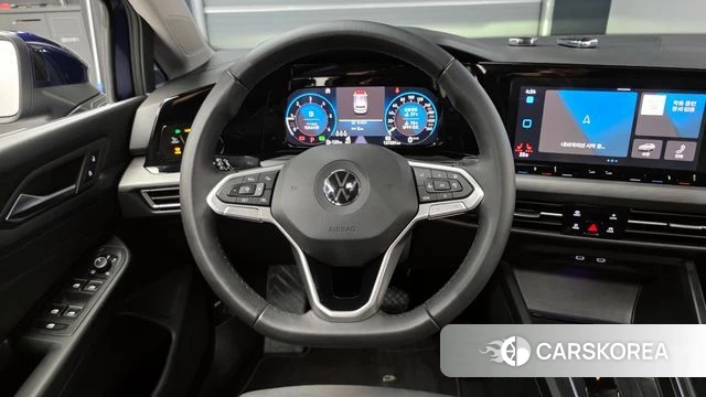 Volkswagen Golf 8th Generation 2022 Синий из Кореи, фото 4