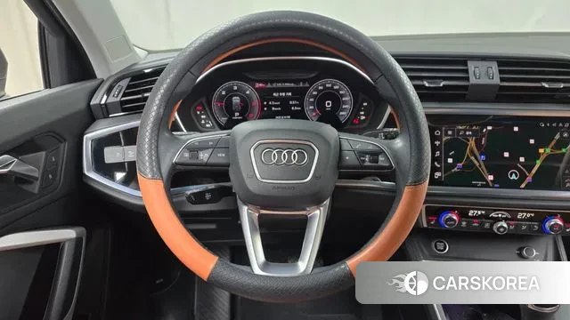 Audi Q3 (F3) 2023 Серый из Кореи, фото 4