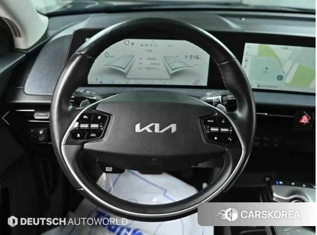 Kia EV6 2022 Черный из Кореи, фото 4