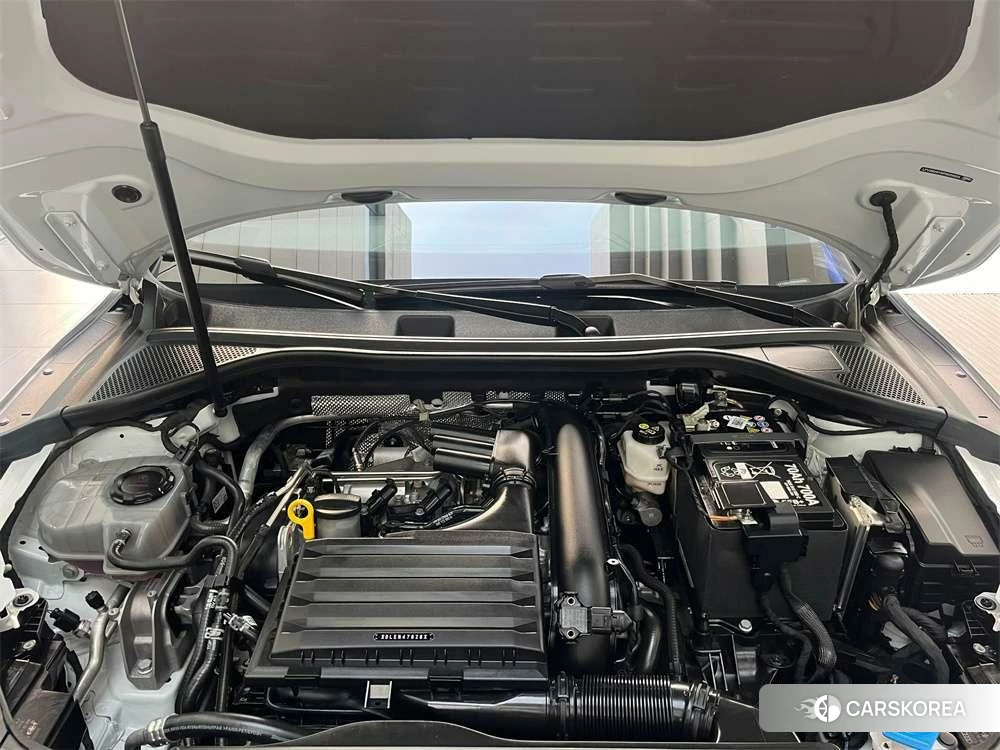 Audi A3 2023 Белый из Китая, фото 4