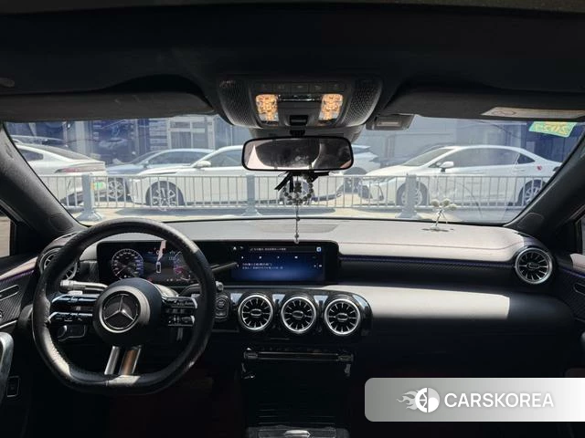 Mercedes-Benz Class A 2025 Белый из Китая, фото 3