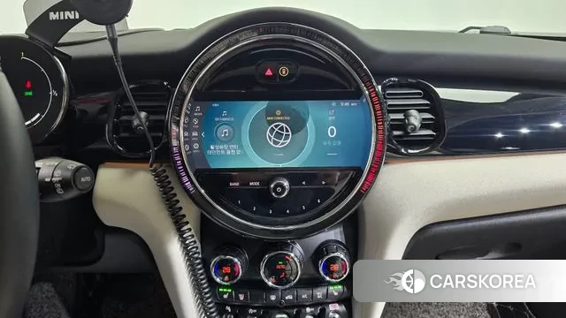 Mini Cooper S 2022 Жемчужный цвет из Кореи, фото 4