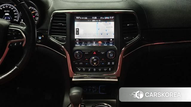 Jeep Grand Cherokee 2018 Черный из Кореи, фото 4