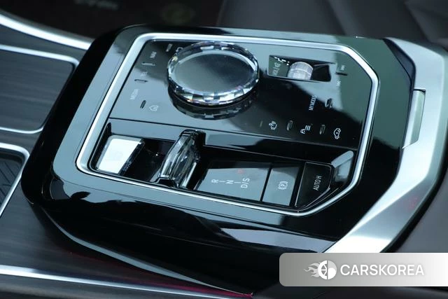 BMW 7 series 2023 Черный из Китая, фото 4