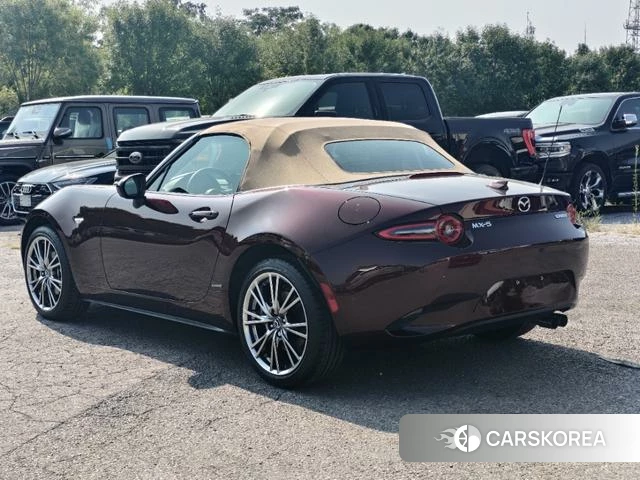Mazda MX-5 2025 Красный из Китая, фото 4