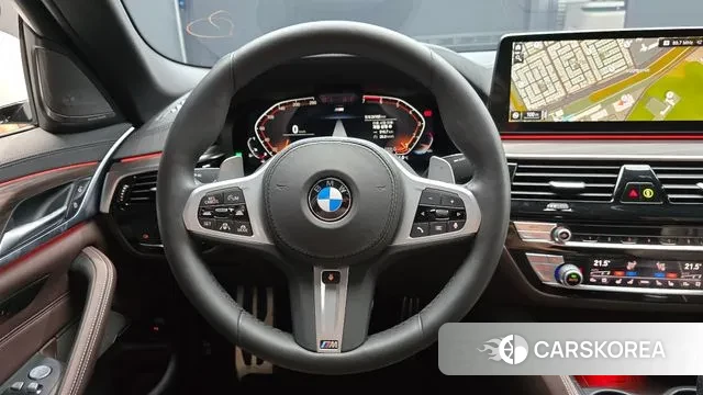 BMW 5 Series (G30) 2020 Белый из Кореи, фото 4