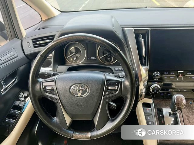 Toyota Elfa 2021 Белый из Китая, фото 4
