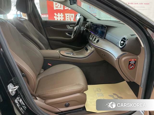 Mercedes-Benz E-class id 3875973 из Китая 4