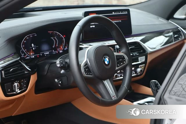 BMW 6 series GT 2024 Темно-серый из Китая, фото 4