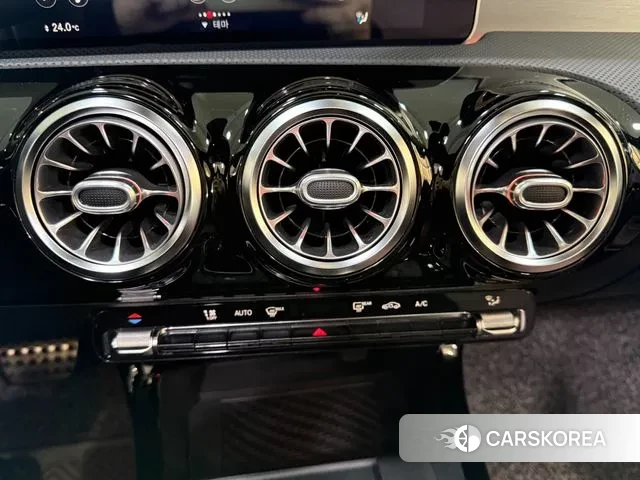 Mercedes-Benz CLA-Class C118 2020 Белый из Кореи, фото 4