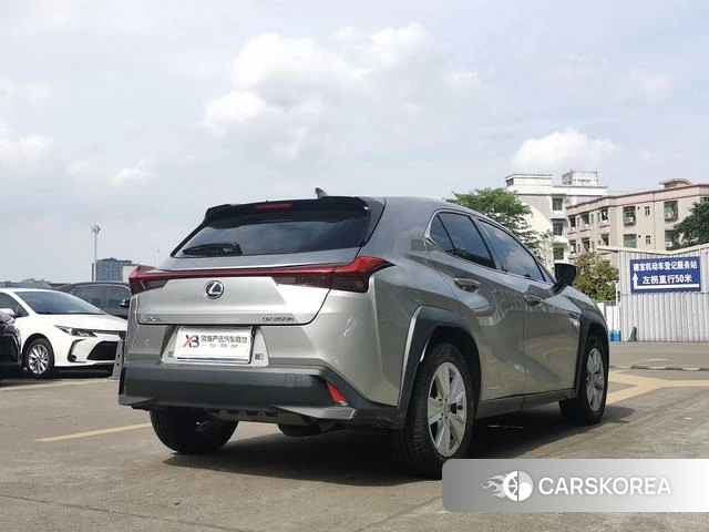 Lexus UX 2021 Серебристо-серый из Китая, фото 4
