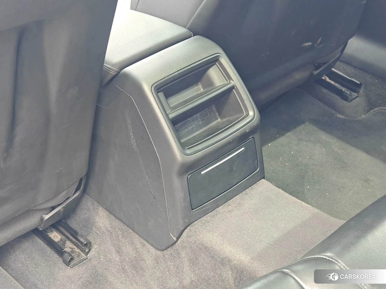 Audi A4L 2023 Белый из Китая, фото 4