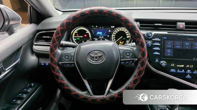 Toyota Camry (XV70) 2019 Серебристо-серый из Кореи, фото 4
