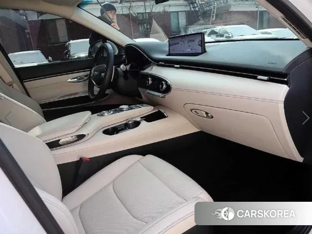 Genesis GV70 2022 Белый из Кореи, фото 4